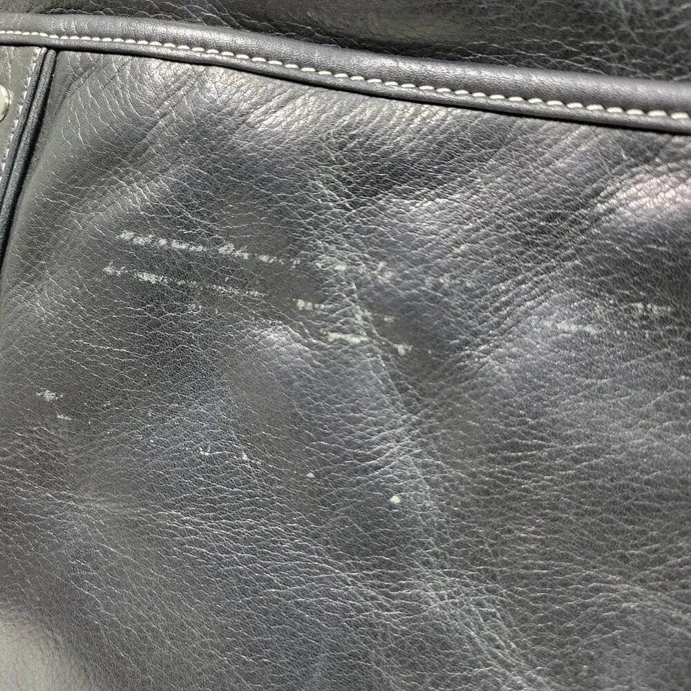 Levenger Leather Laptop Bag Black Padded Sleeve Shoulder Strap Handle Briefcase